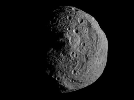 vesta_first_photo